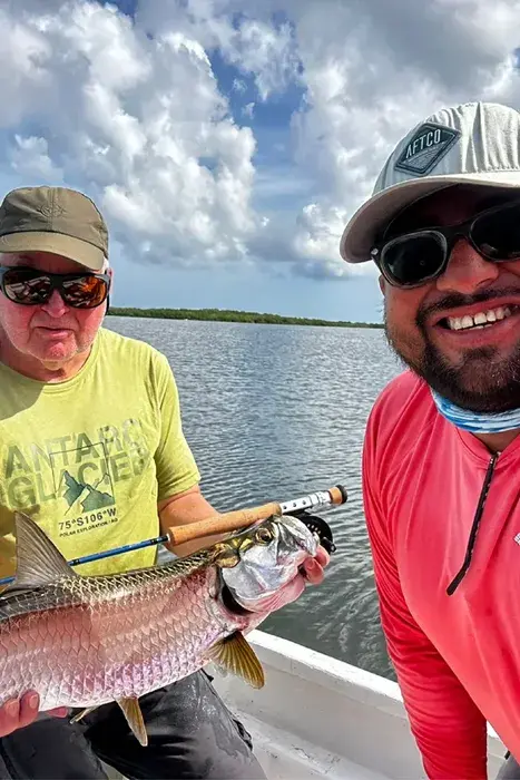 Jorge y Carlos — guías de pesca con mosca en Río Lagartos